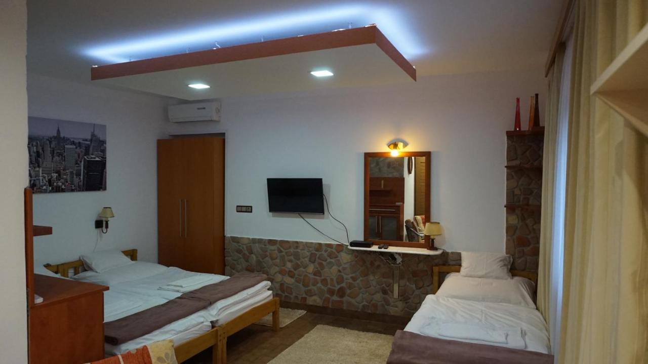 Chloe Apartman Szigetvar Bagian luar foto