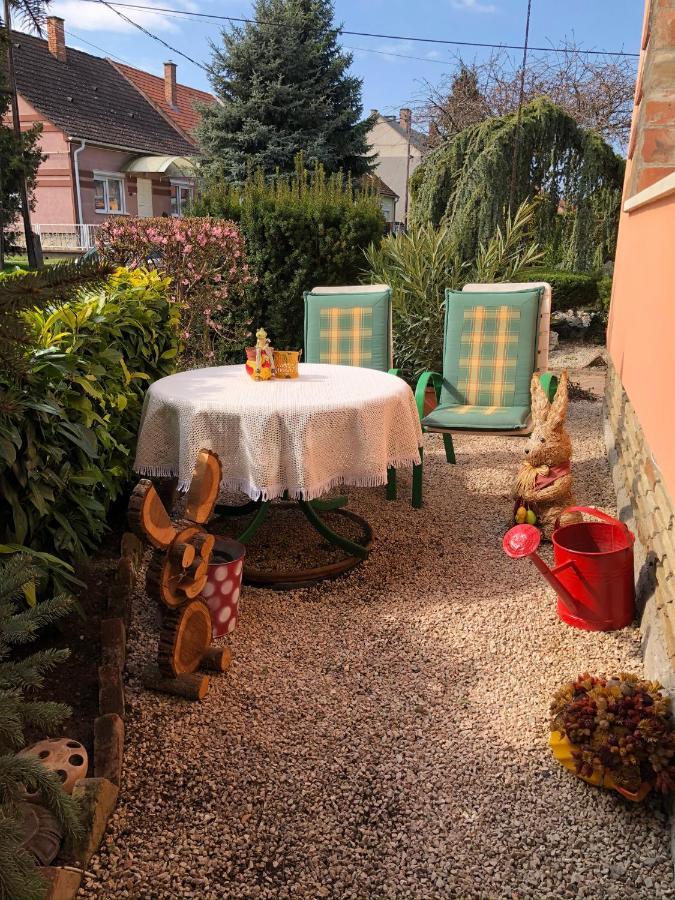 Chloe Apartman Szigetvar Bagian luar foto